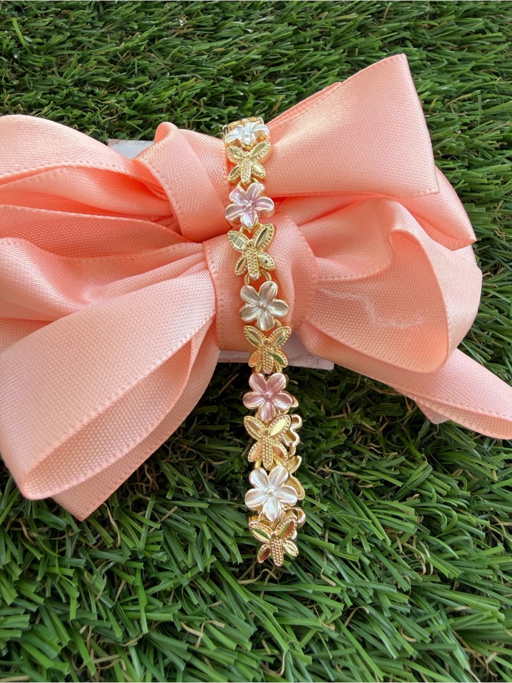 Gold Plated Hibiscus Flower Bracelet 🌺🤍